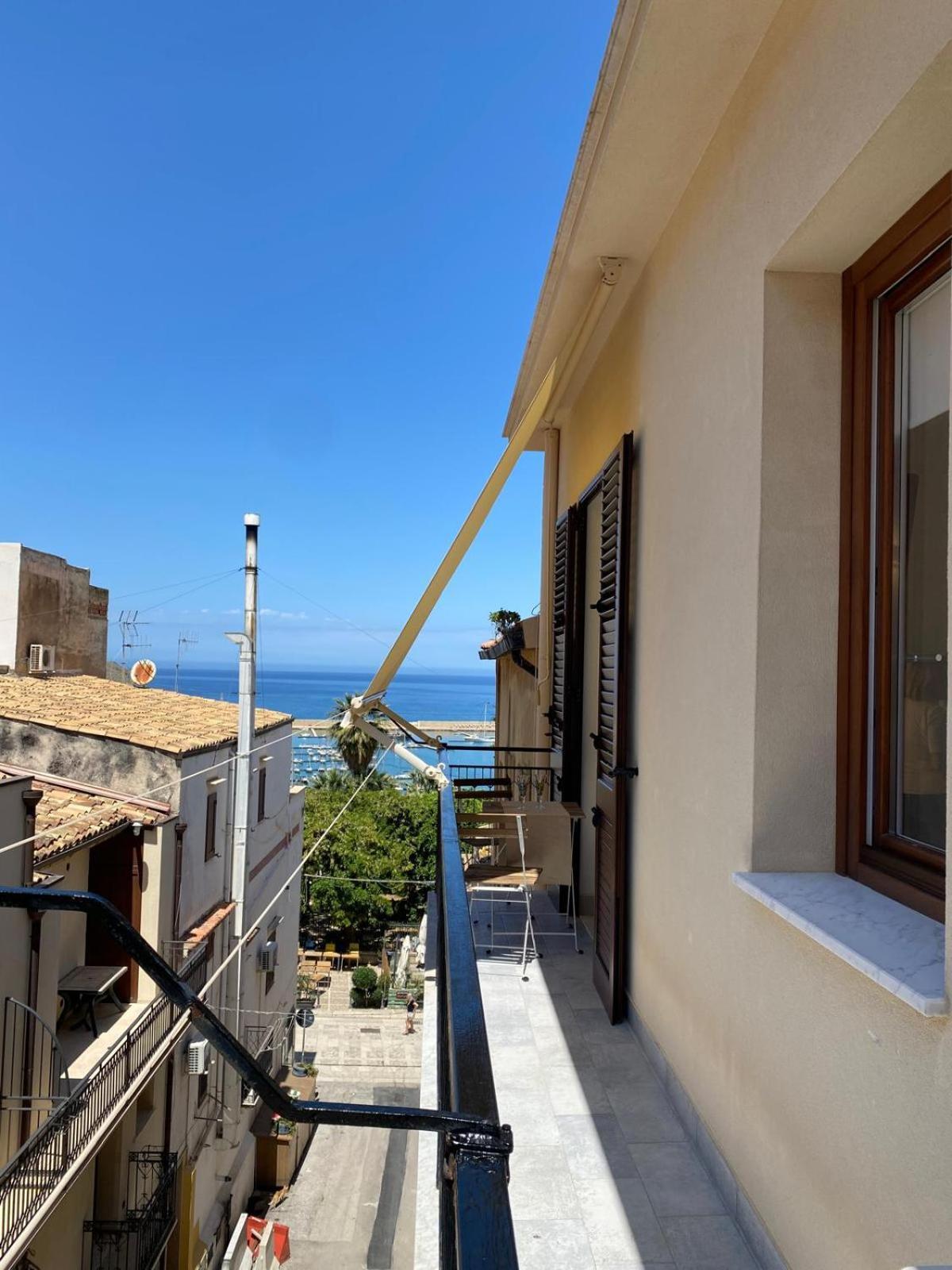 Residence Le Rose Castellammare del Golfo Exteriör bild