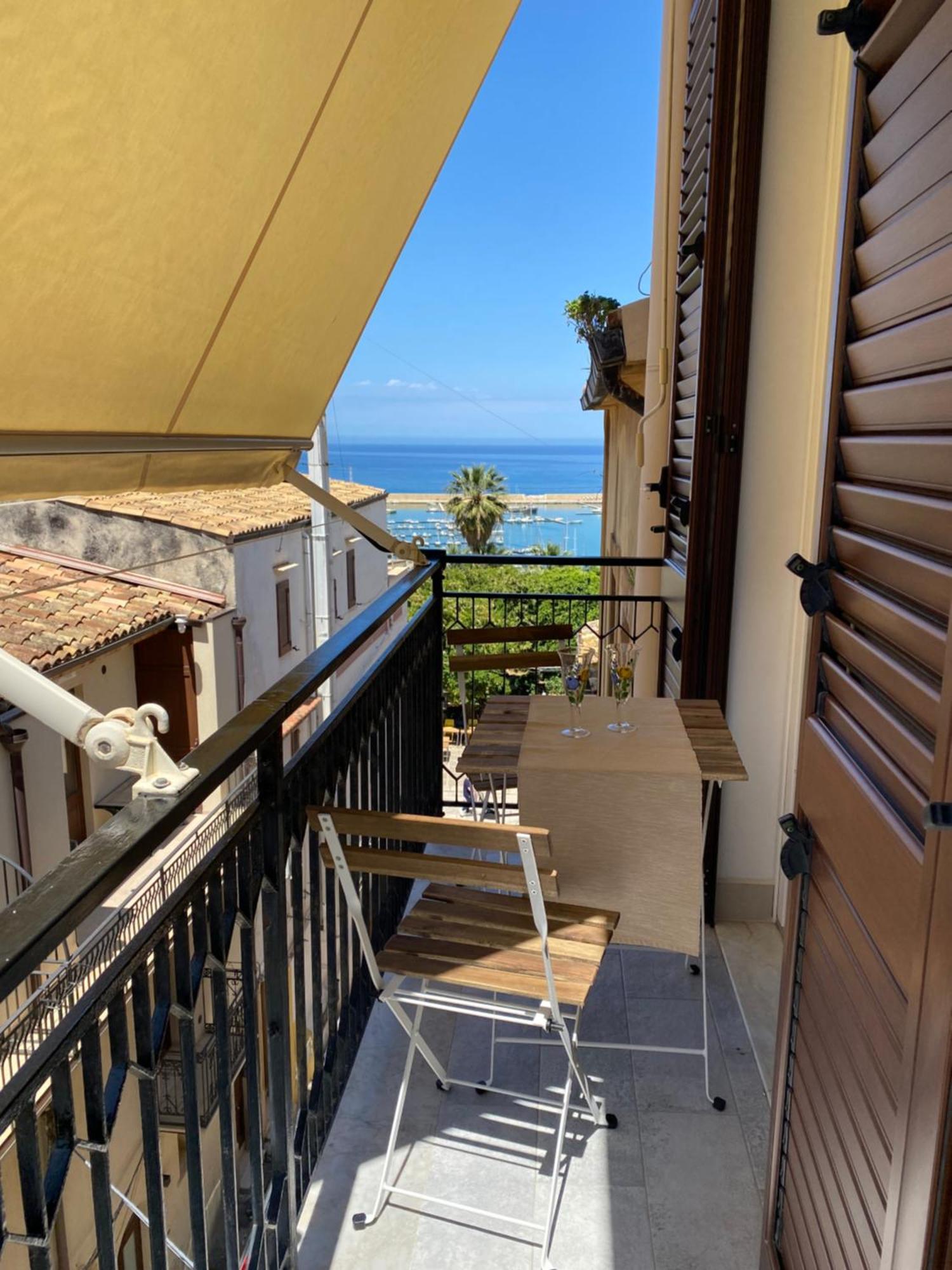 Residence Le Rose Castellammare del Golfo Exteriör bild